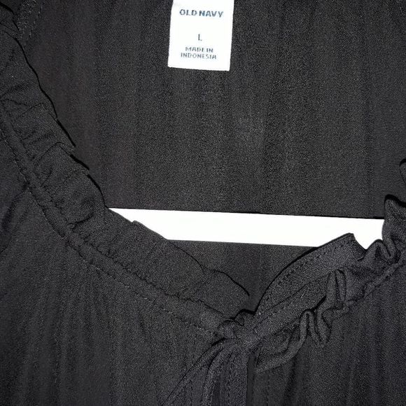 New with tags Black blouse - Picture 7 of 7